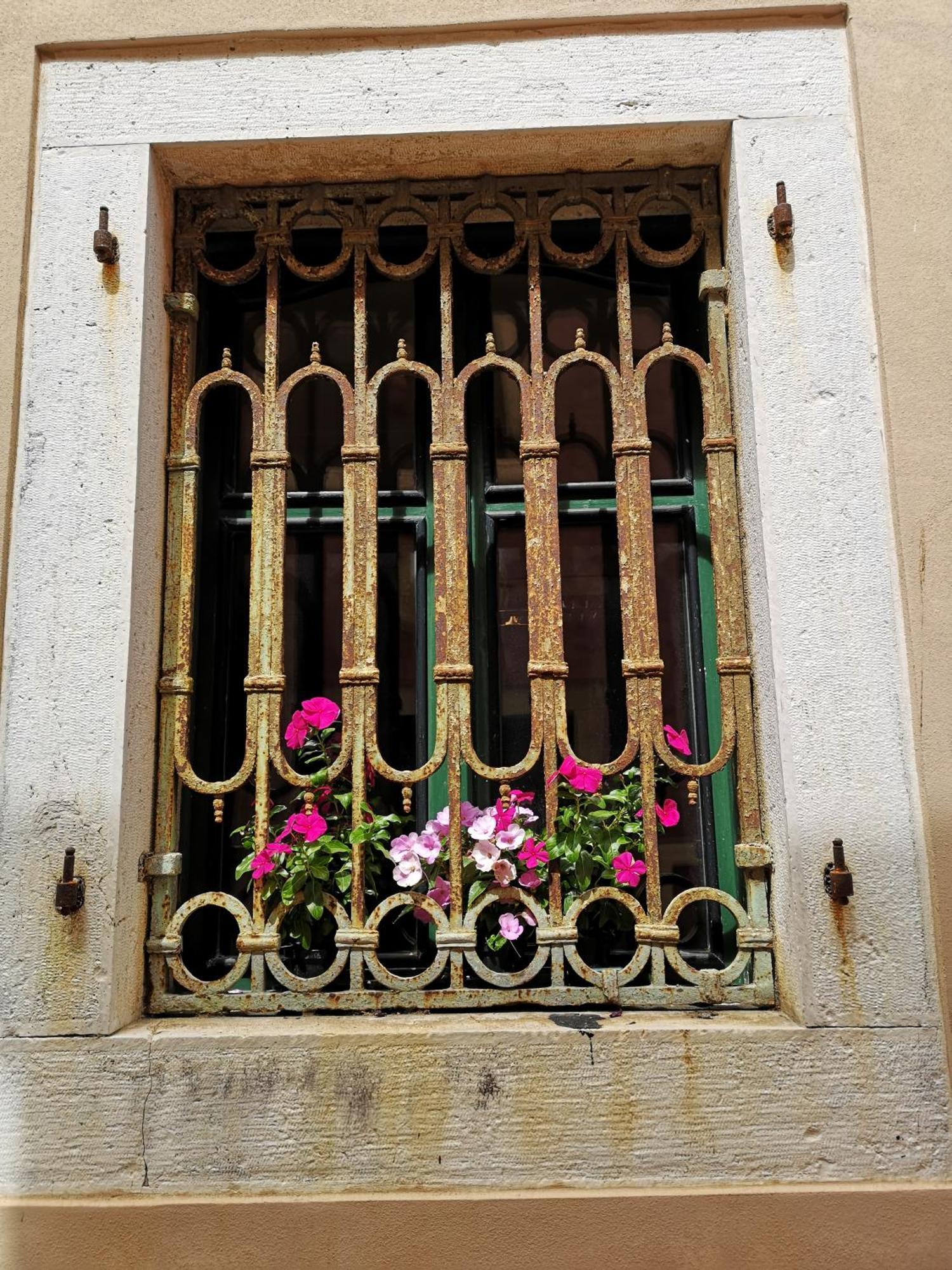 Apartment Michaela 4-Sterne & Parking Rovinj Exterior photo