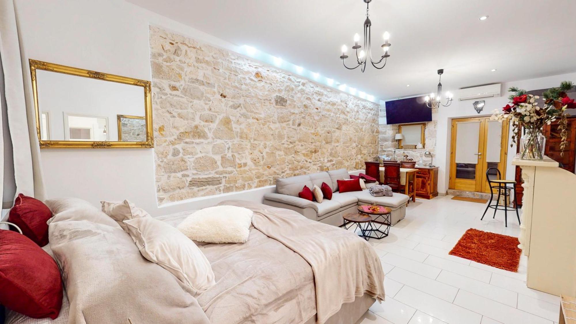 Apartment Michaela 4-Sterne & Parking Rovinj Exterior photo